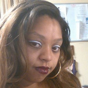 Meet your Posher, Ebony